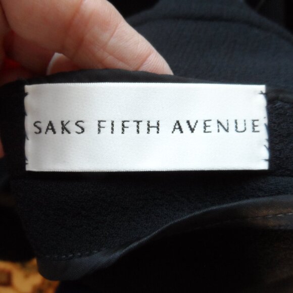 Saks Fifth Avenue Vintage Black skirt Suit w/Lace Insert Detail Size S - Picture 16 of 16